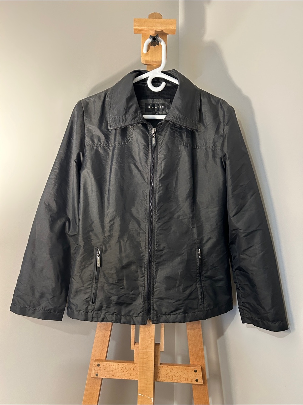 VINTAGE Y2K | Braetan | Lightweight Women's Windbreaker in Olive | Size L